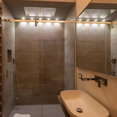 בית הארחה Fontana Di Trevi Luxury רומא