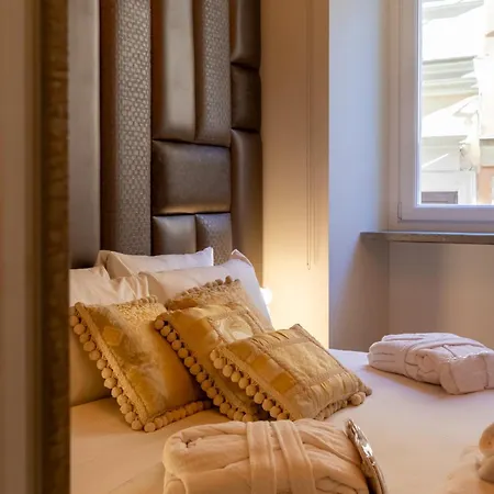 Fontana Di Trevi Luxury בית הארחה רומא