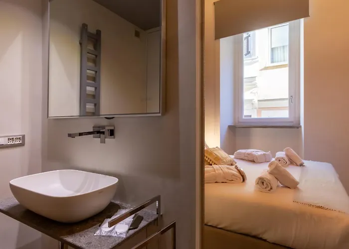 Fontana Di Trevi Luxury 4* Рим